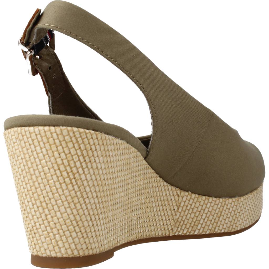 TOMMY HILFIGER ICONIC ELBA SLING BACK W en color VERDE (3)