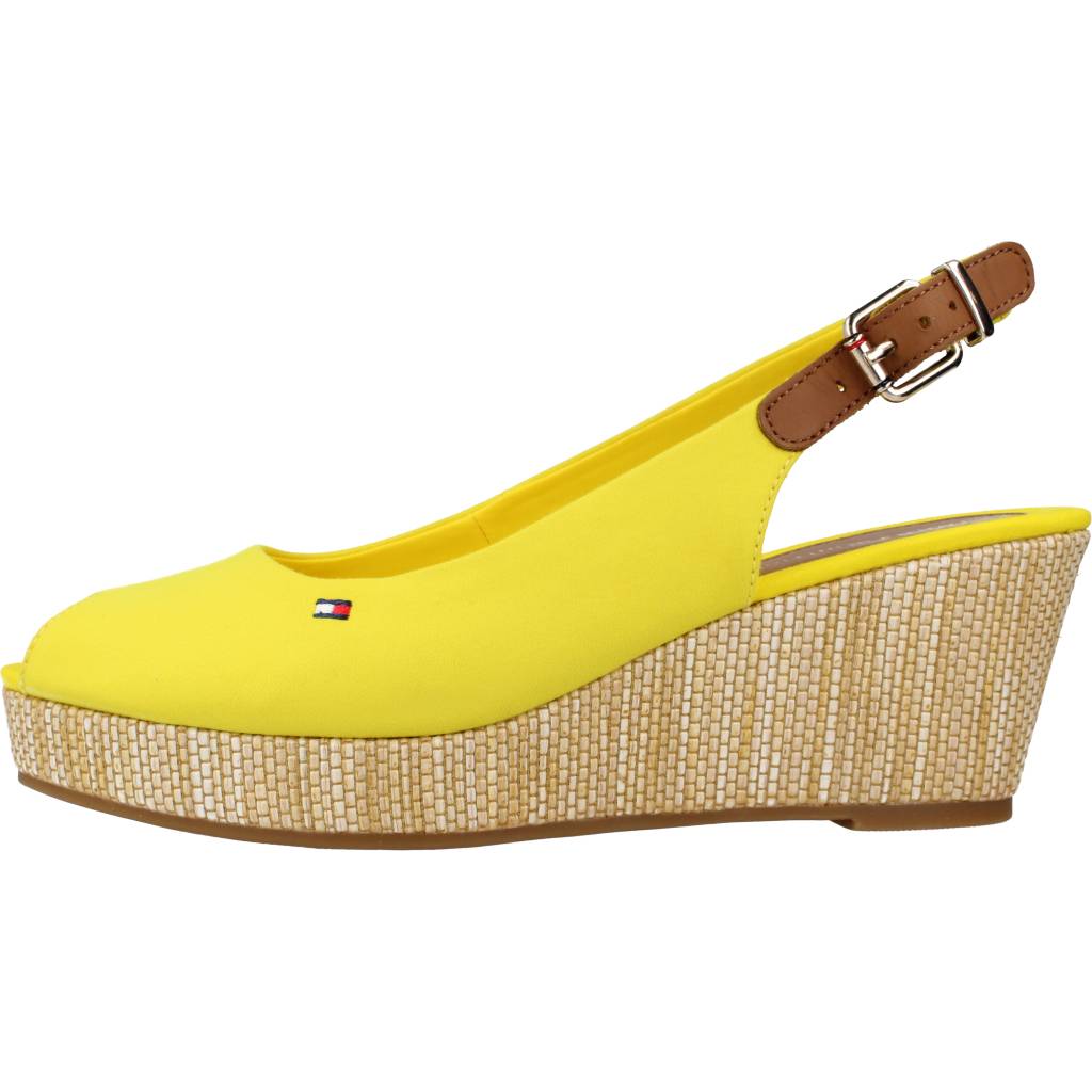TOMMY HILFIGER ICONIC ELBA SLING BACK W en color AMARILLO (2)