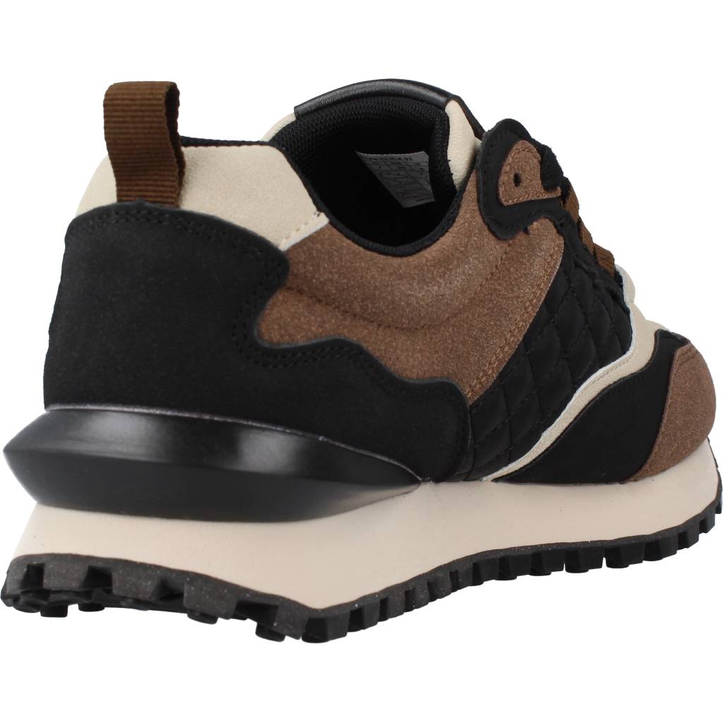 CHIKA CLICK en color MARRON (3)