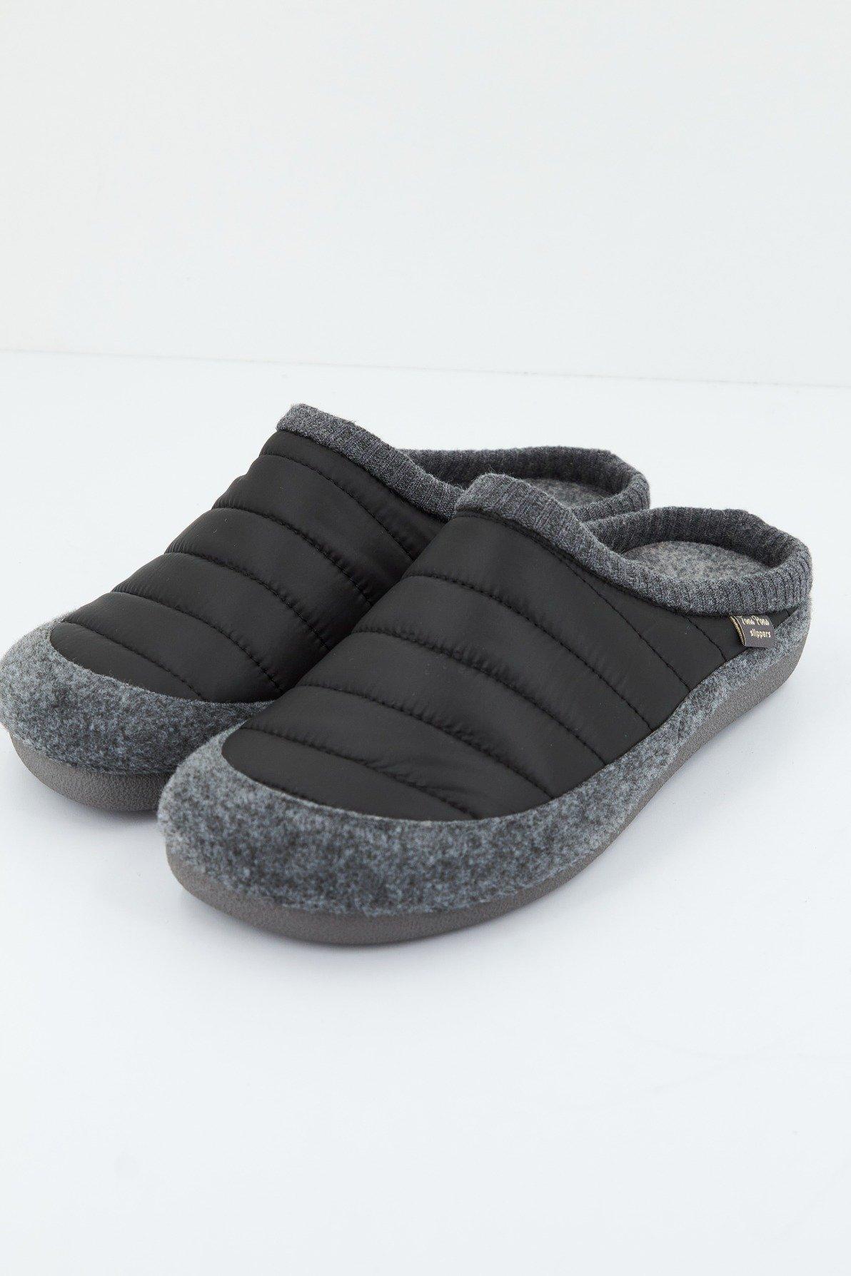TONI PONS NIX TK ZAPATILLA HOGAR en color NEGRO (1)