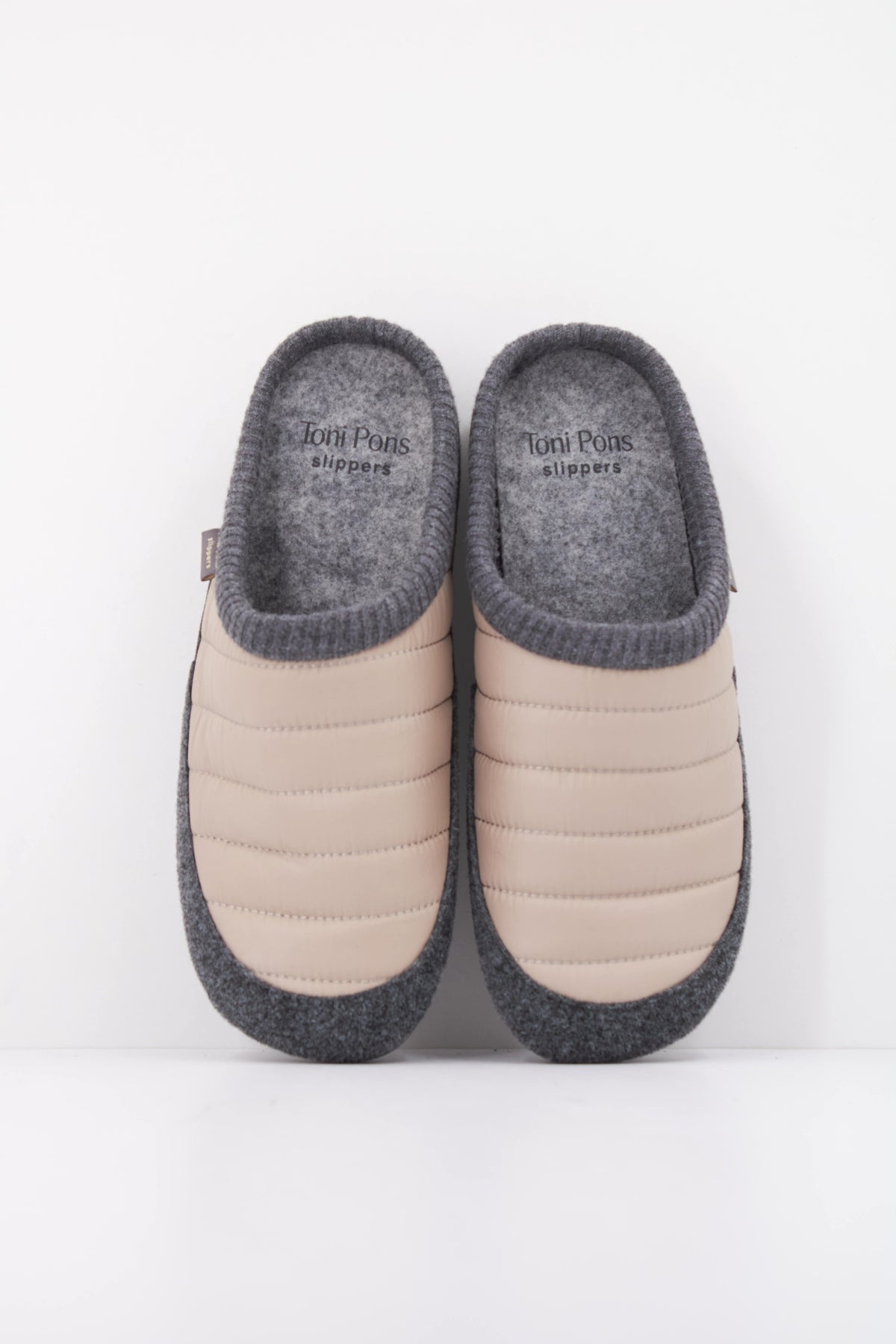 TONI PONS NIX TK ZAPATILLA HOGAR en color BEIS (3)