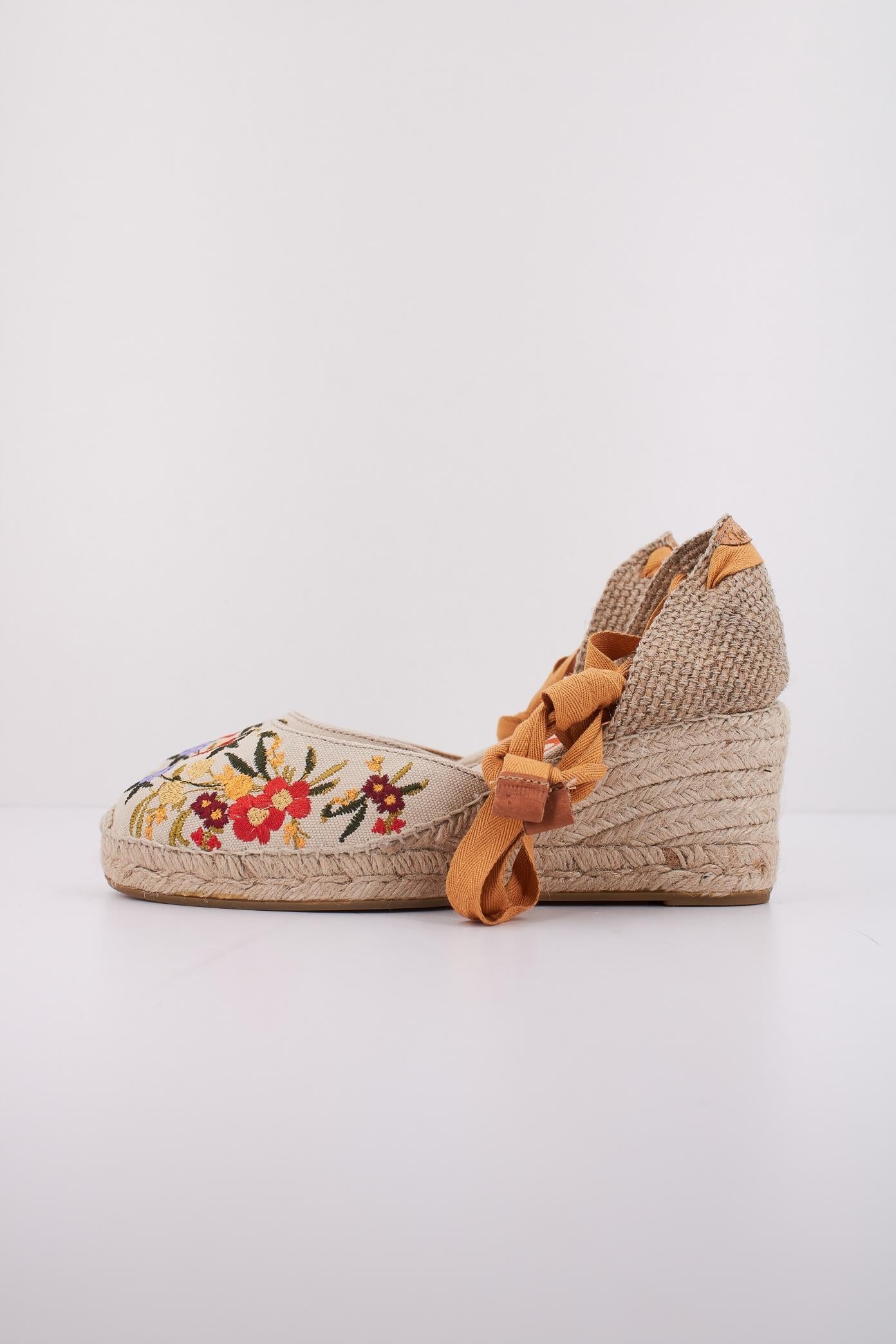 TONI PONS CASTELL en color FLORAL (1)