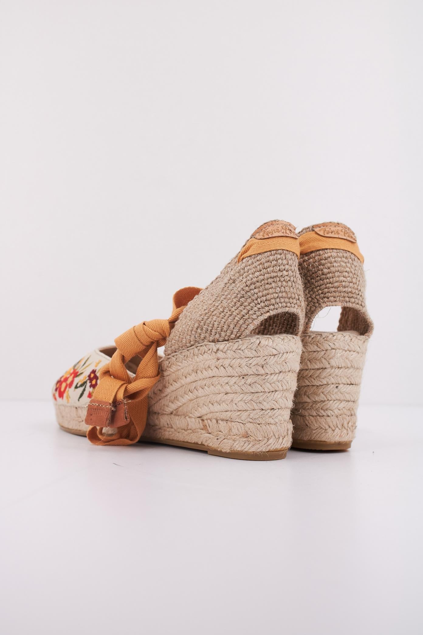 TONI PONS CASTELL en color FLORAL (4)
