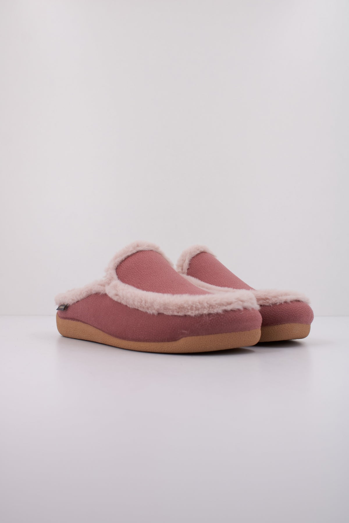 TONI PONS MUNIC BD ZAPATILLA HOGAR en color ROJO (2)