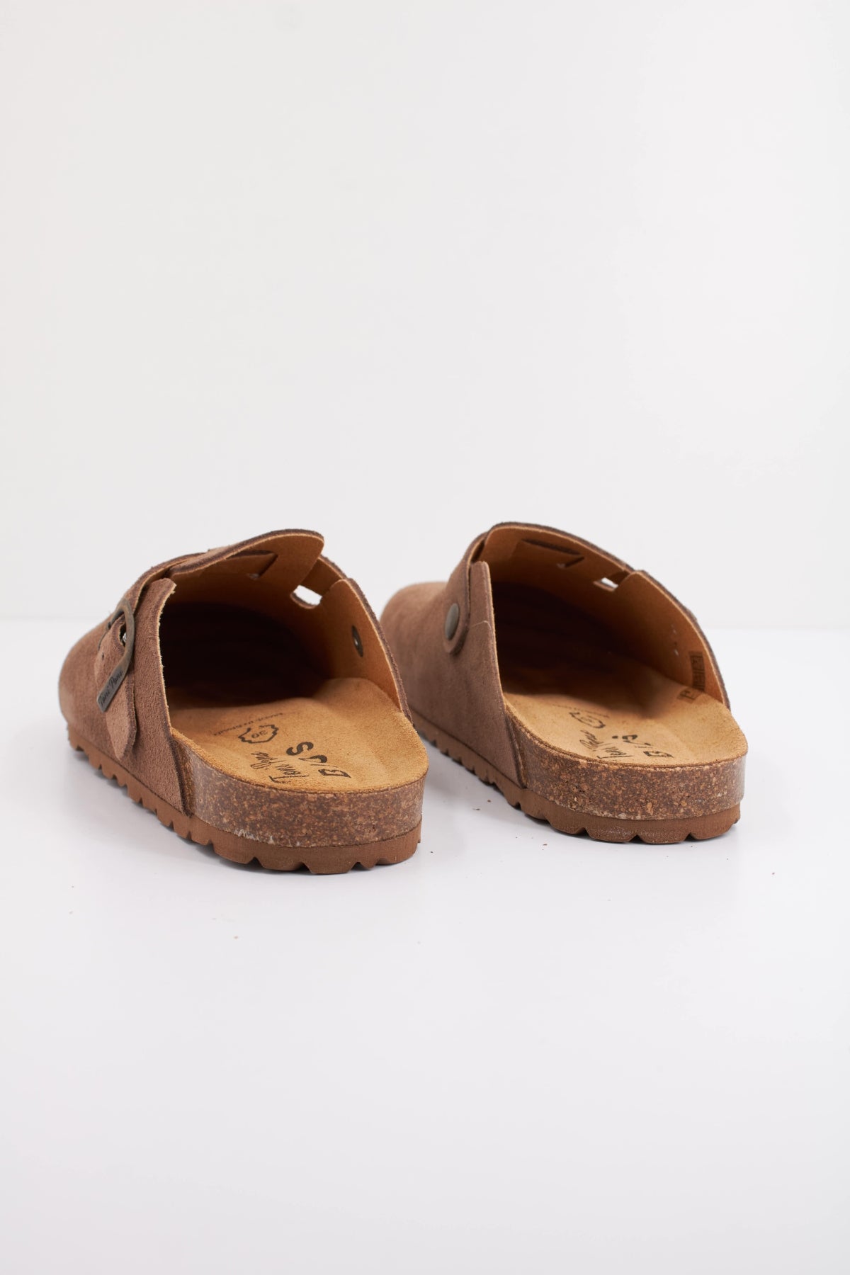 TONI PONS GEMINA Q en color MARRON (4)