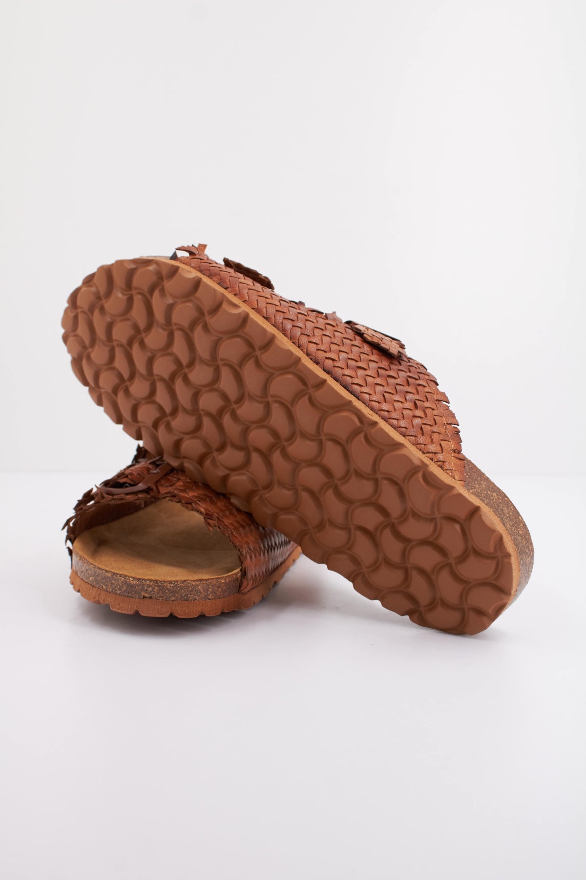 TONI PONS GUAM TE en color MARRON (5)