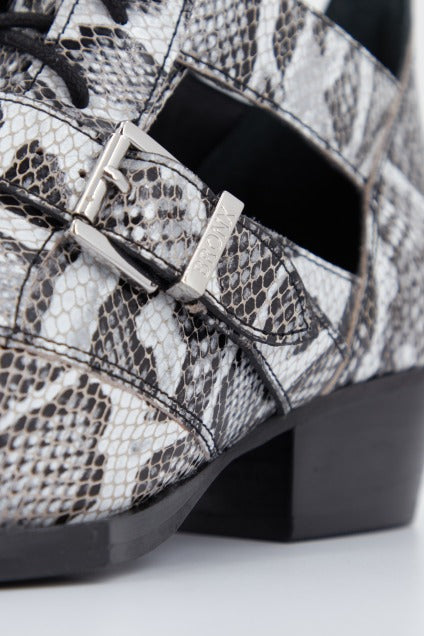 BRONX SHOES JACKY BOOT NAPPA en color ANIMAL PRINT (3)