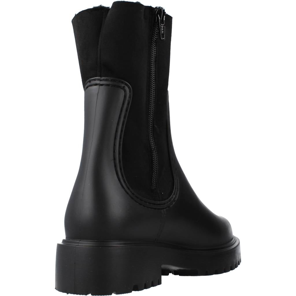 UNISA FLUOR PON en color NEGRO (3)