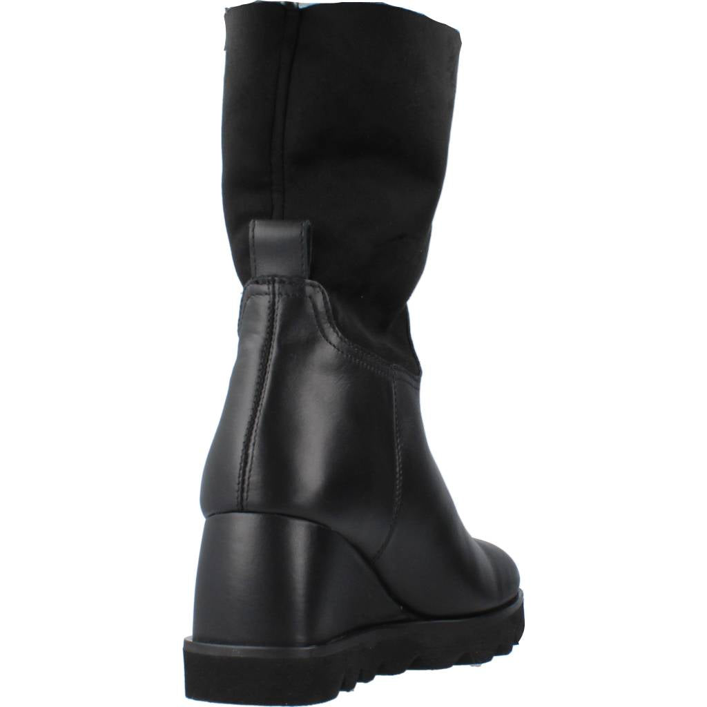 UNISA LAYNA NF en color NEGRO (3)