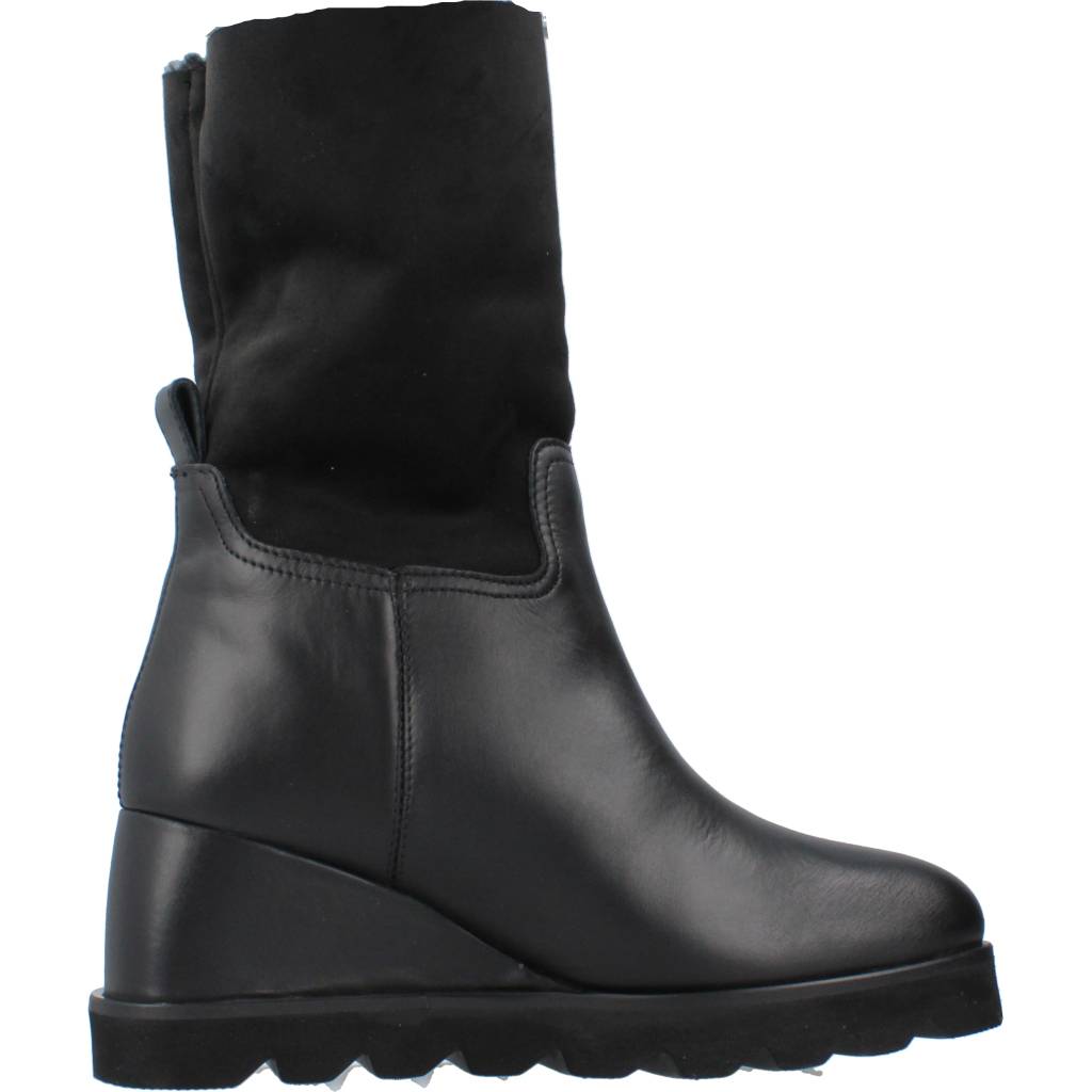 UNISA LAYNA NF en color NEGRO (4)