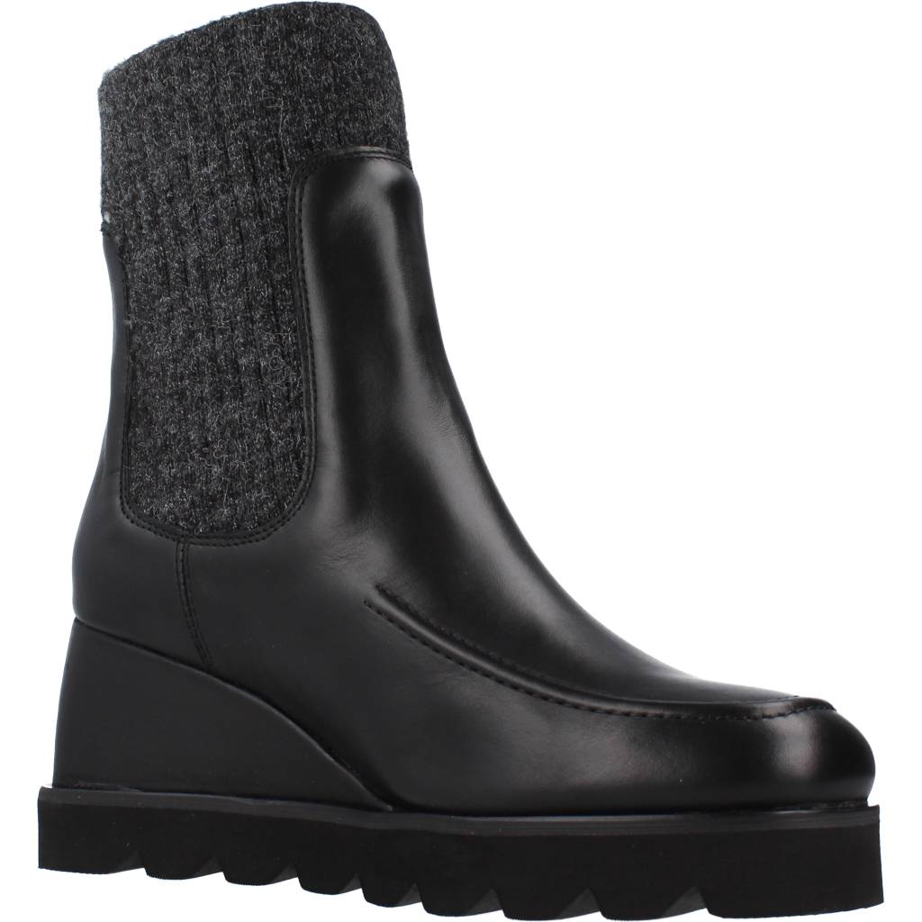 UNISA LEYSA NF en color NEGRO (5)