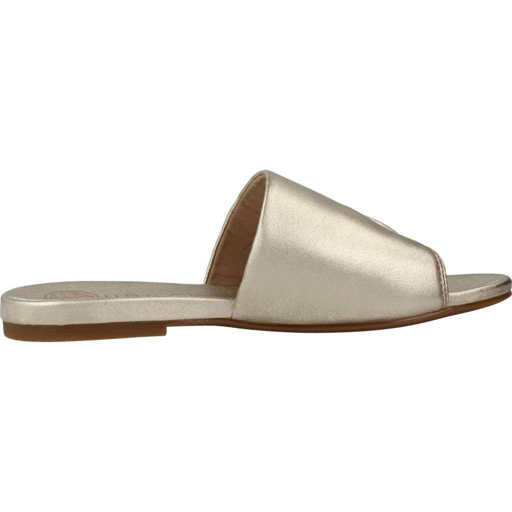 UNISA CACHO LMT en color ORO (4)