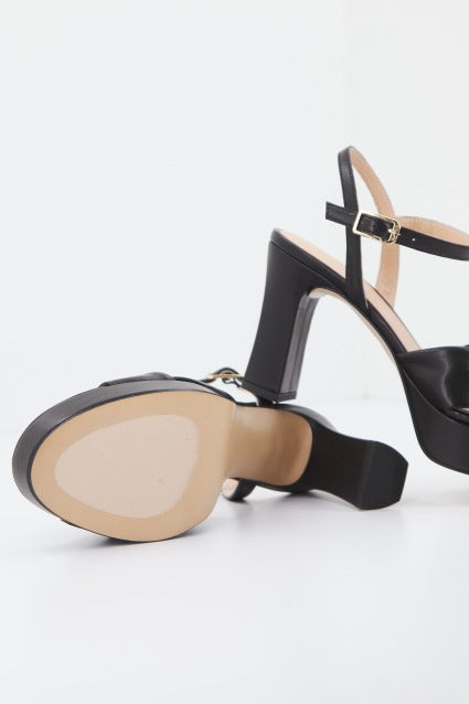 UNISA ONOA LMT en color NEGRO (4)