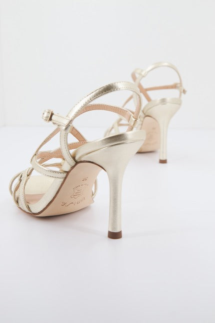 UNISA YULEN LMT en color ORO (3)