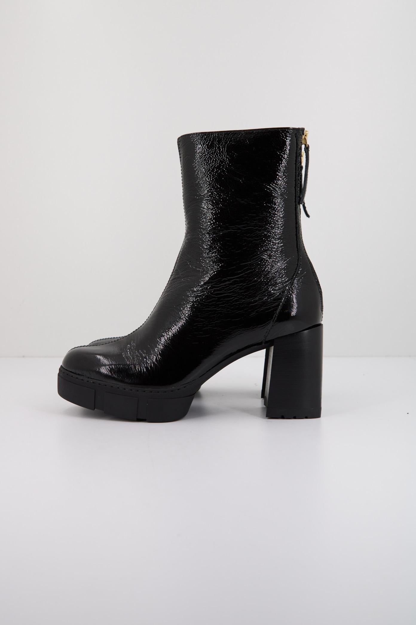 UNISA KOSAR PCR en color NEGRO (1)