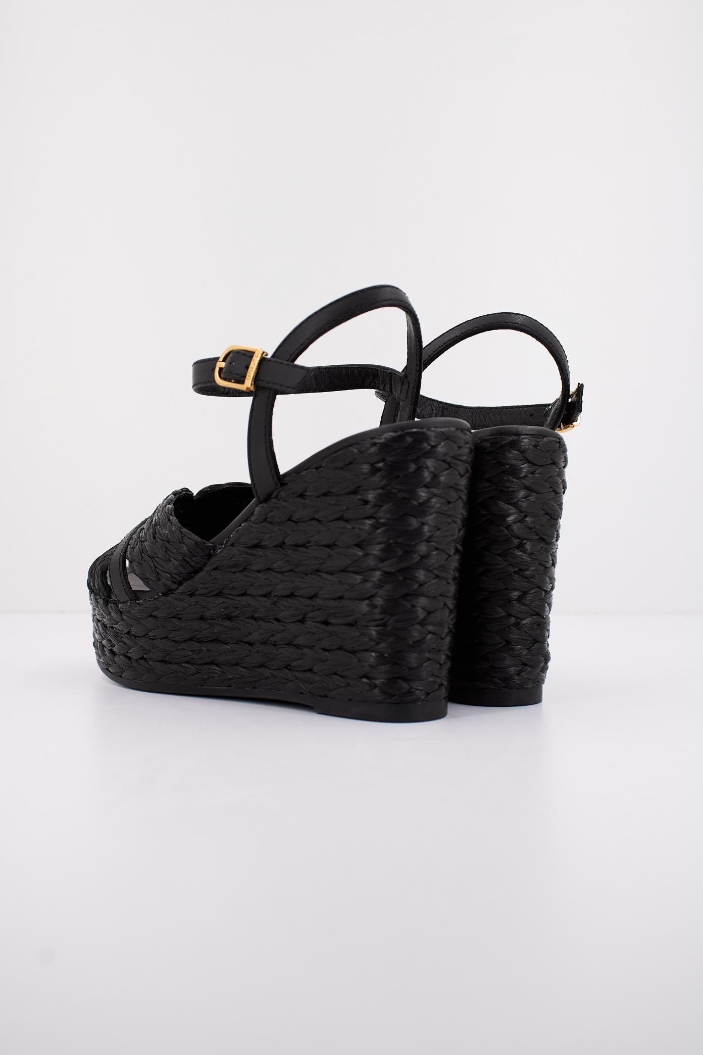 UNISA SADDLE en color NEGRO (3)