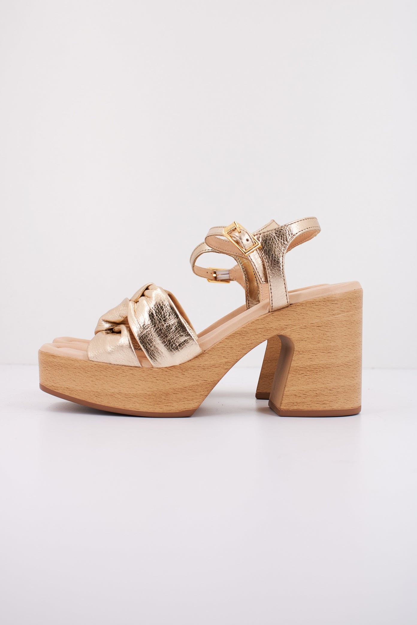 UNISA ODOLF LMT en color ORO (1)