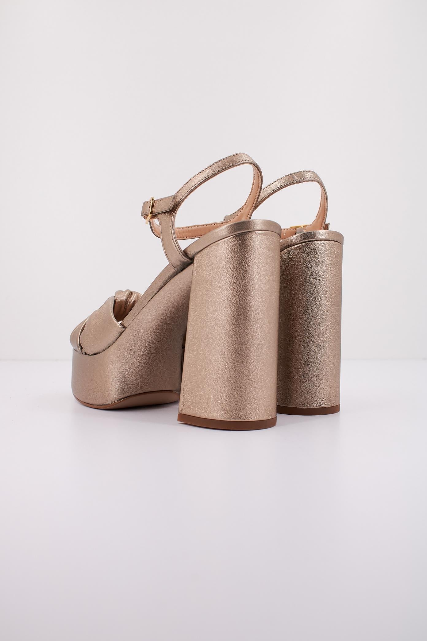 UNISA VENZA LMT en color BRONCE (3)