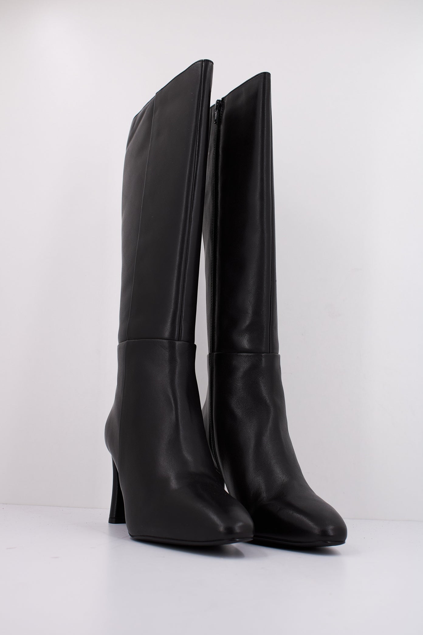 UNISA WOLCOT en color NEGRO (2)