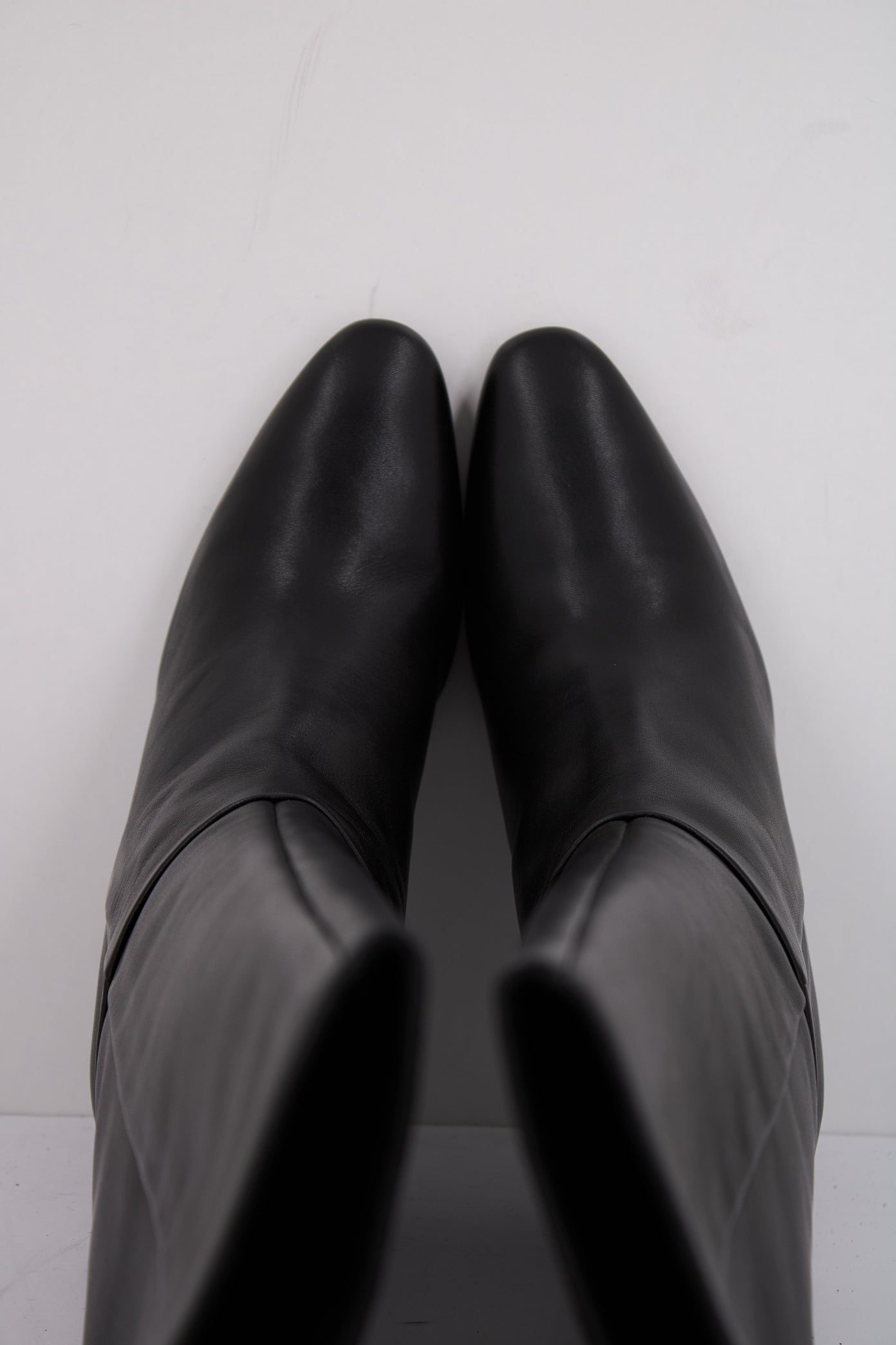 UNISA WOLCOT en color NEGRO (3)