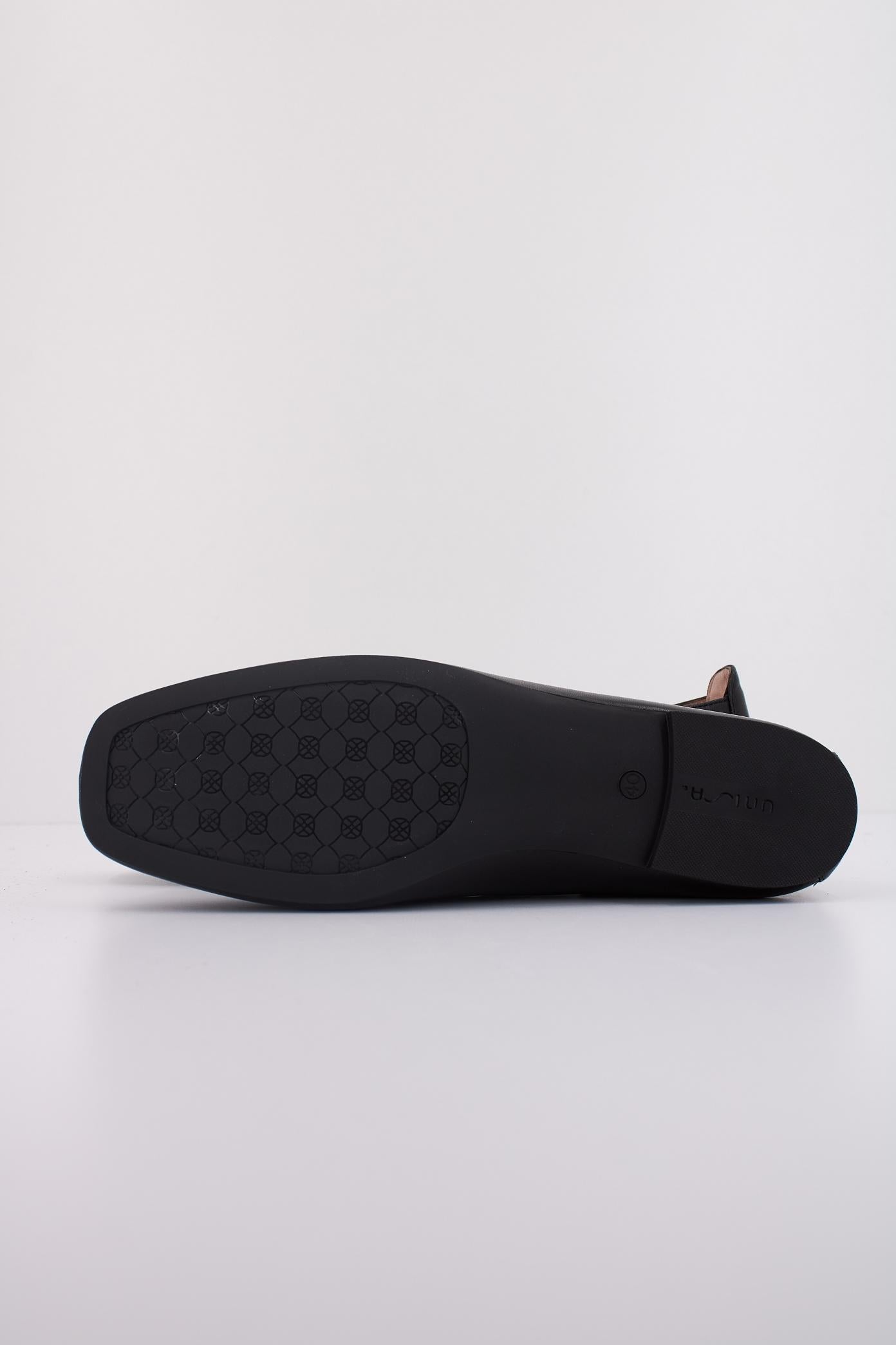 UNISA BERLEY en color NEGRO  (5)