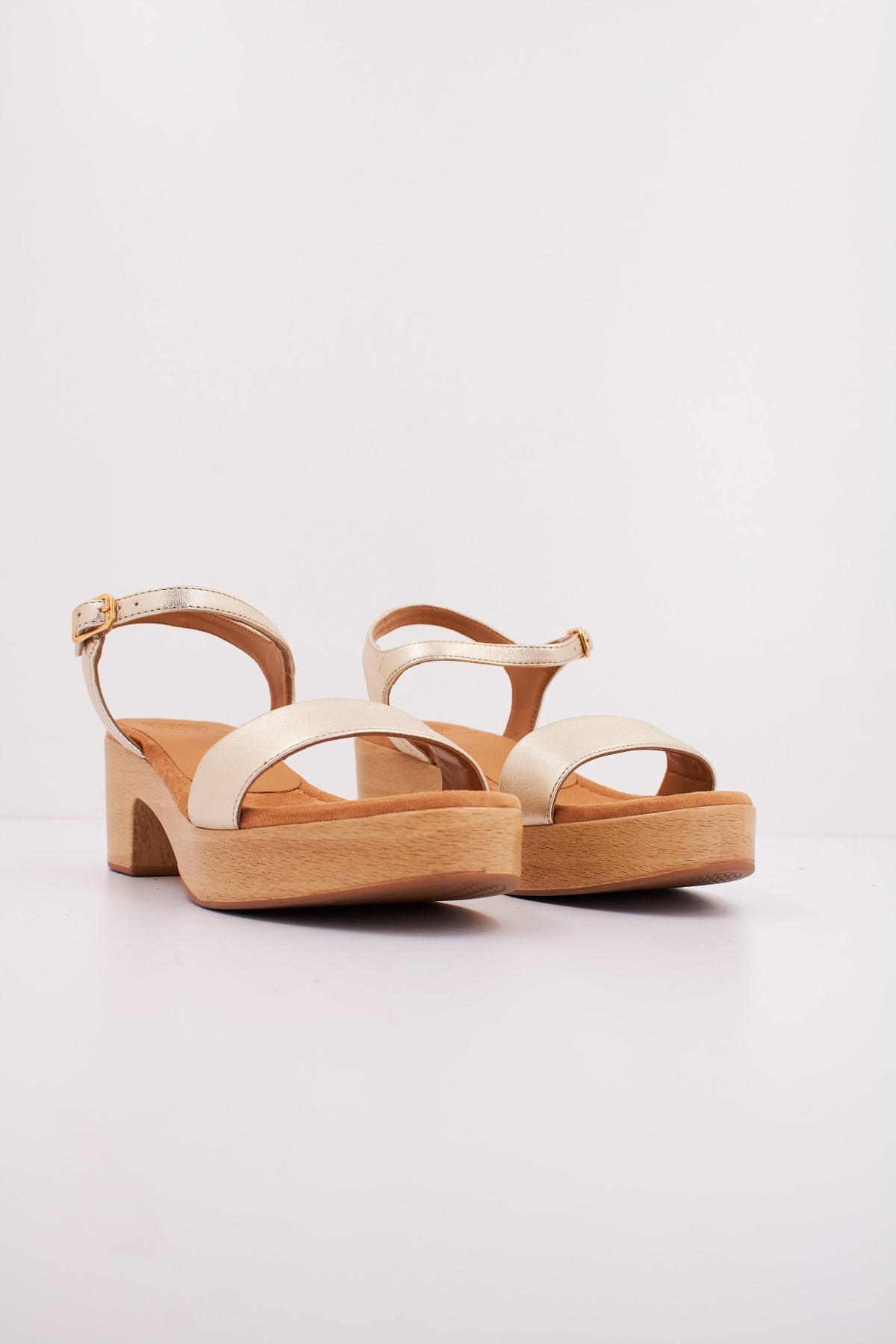 UNISA IRITA LMT en color ORO (2)