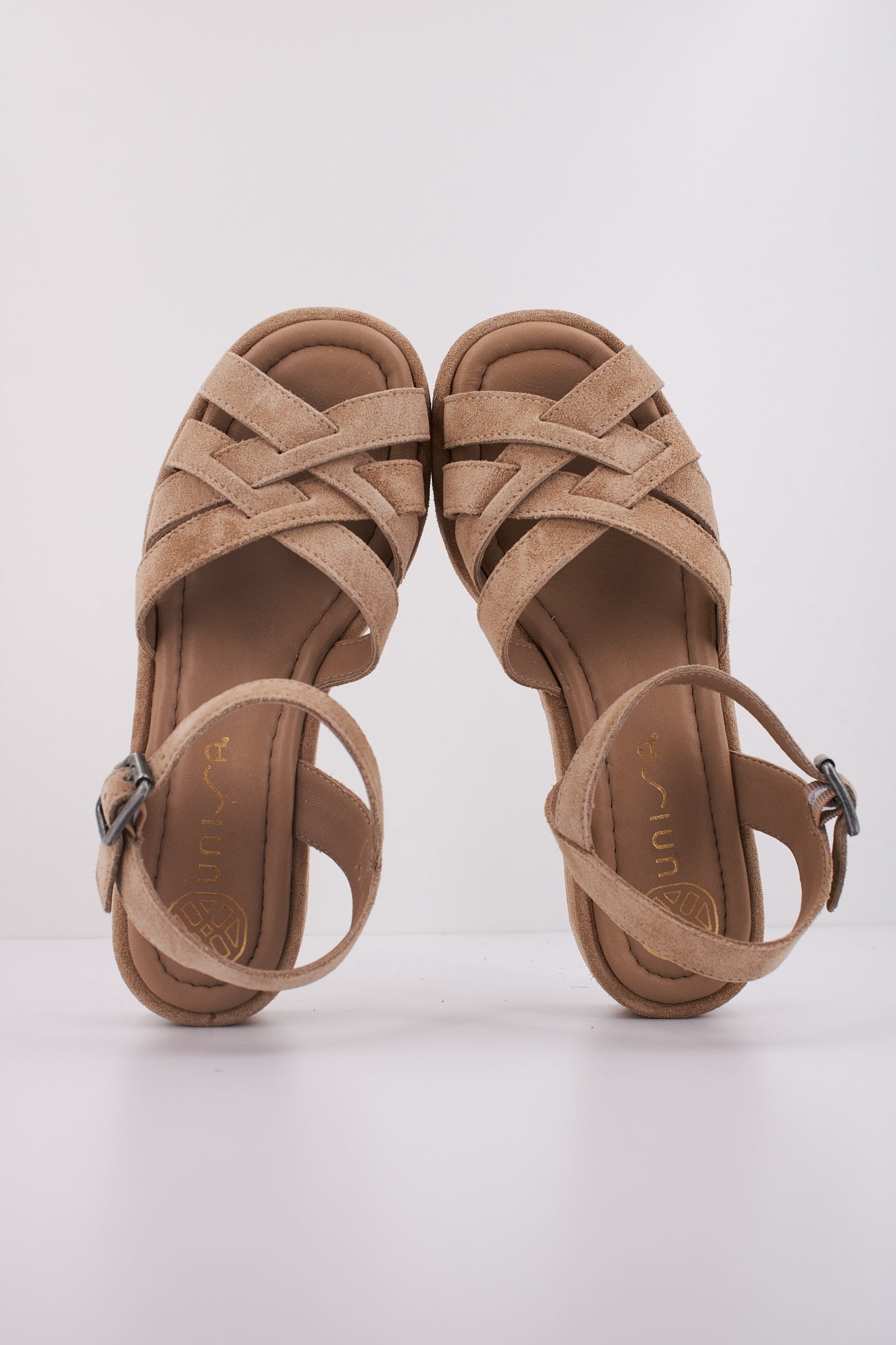 UNISA KOFY BS en color MARRON CLARO (3)