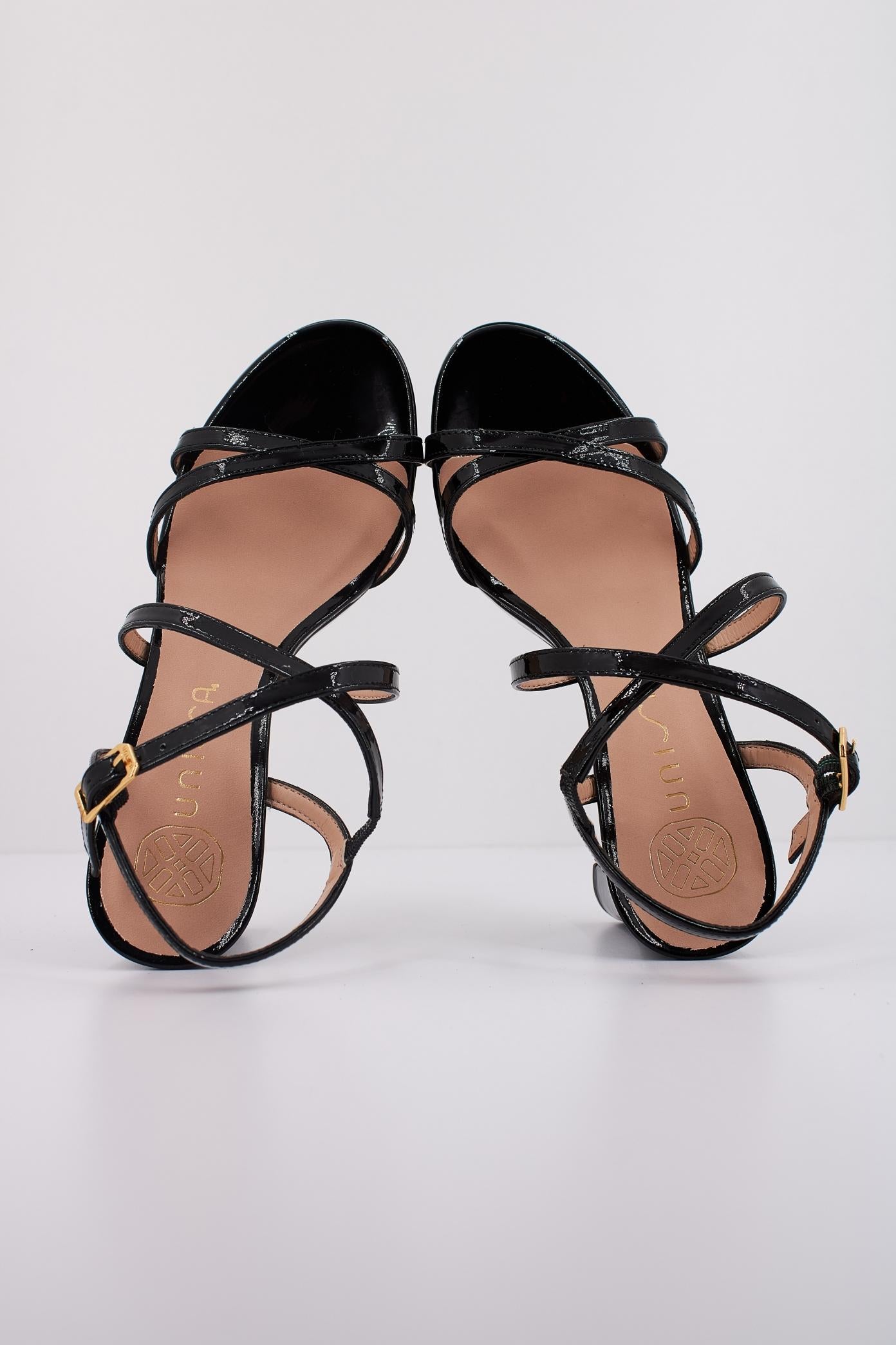 UNISA OVER PA en color NEGRO  (3)