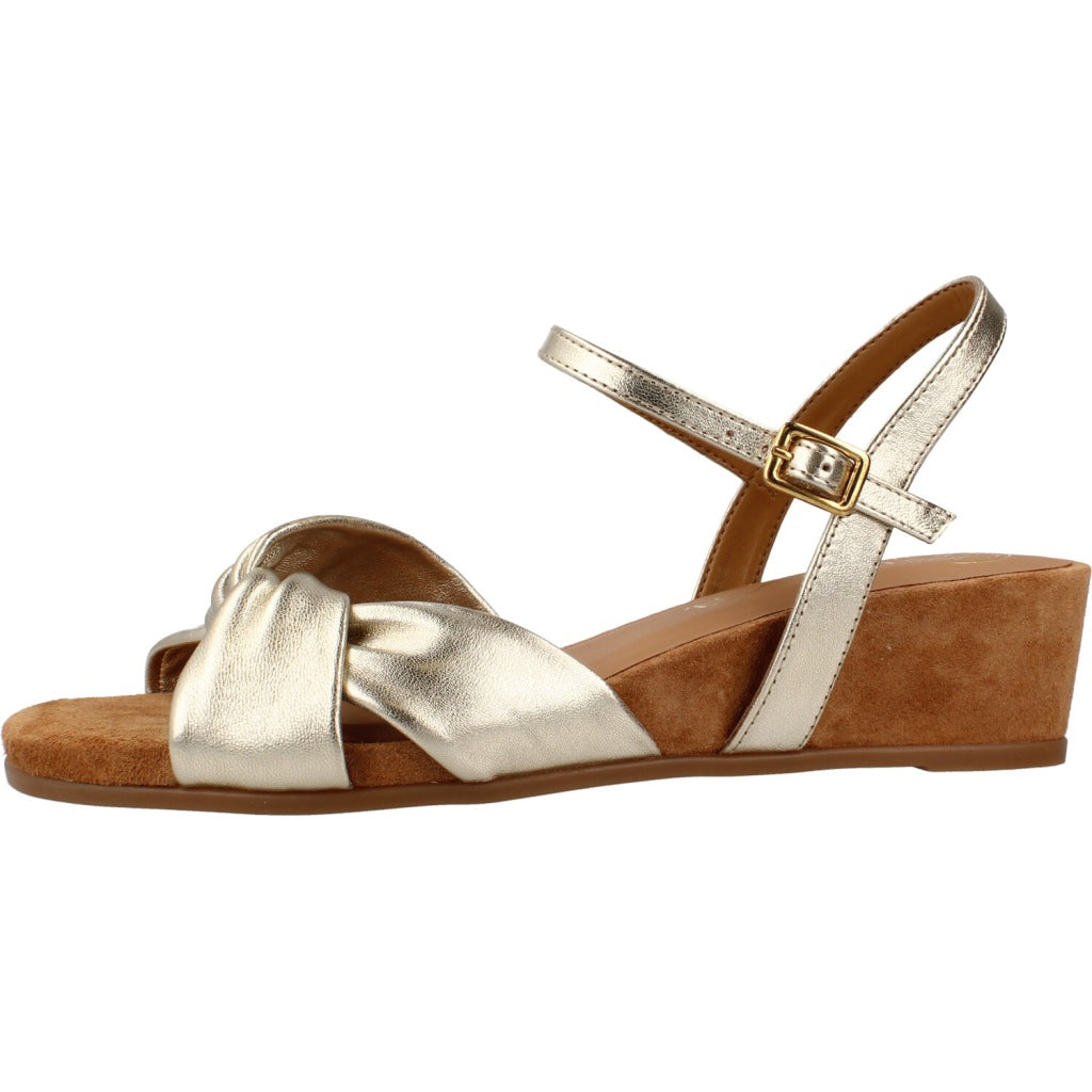 UNISA BADESI LMT en color ORO (2)