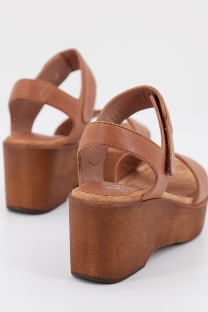 UNISA KEFI en color MARRON (3)