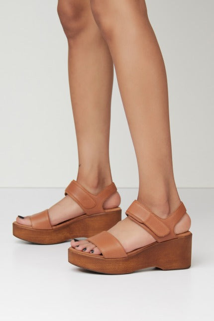 UNISA KEFI en color MARRON (5)