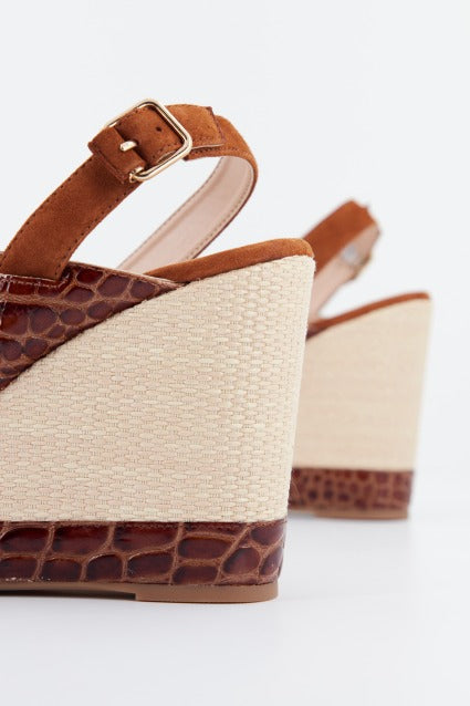 UNISA MIGUEL CRW en color MARRON (4)
