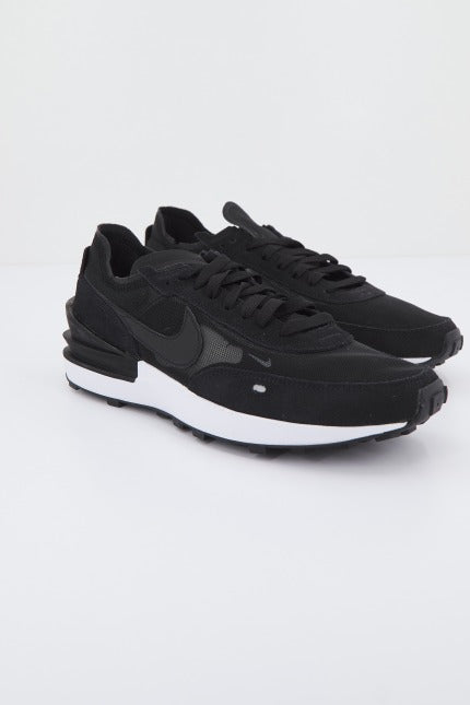 NIKE DA en color NEGRO (1)