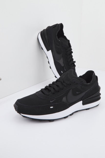 NIKE DA en color NEGRO (2)