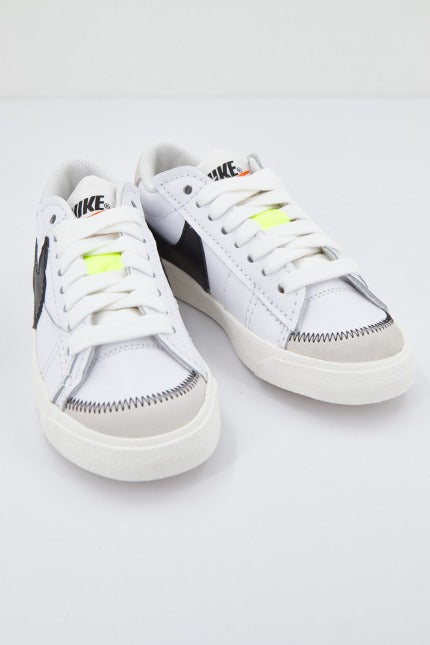 NIKE DQ en color BLANCO (4)
