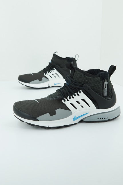 NIKE AIR PRESTO MID UTILITY en color NEGRO (2)