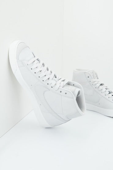 NIKE BLAZER MID ' LX MEN'S en color GRIS (3)