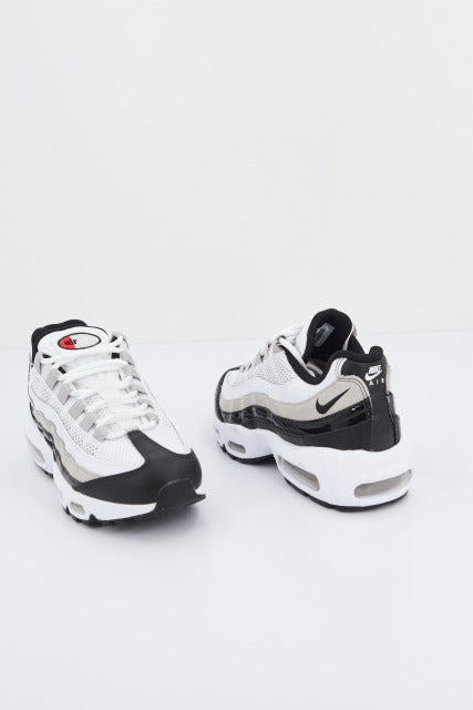 NIKE DR en color BLANCO (1)