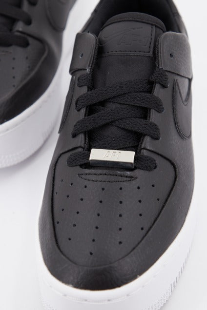 NIKE AF SAGE LOW en color NEGRO (4)