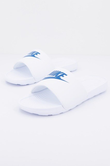 NIKE VICTORI ONE MEN'S en color BLANCO (2)
