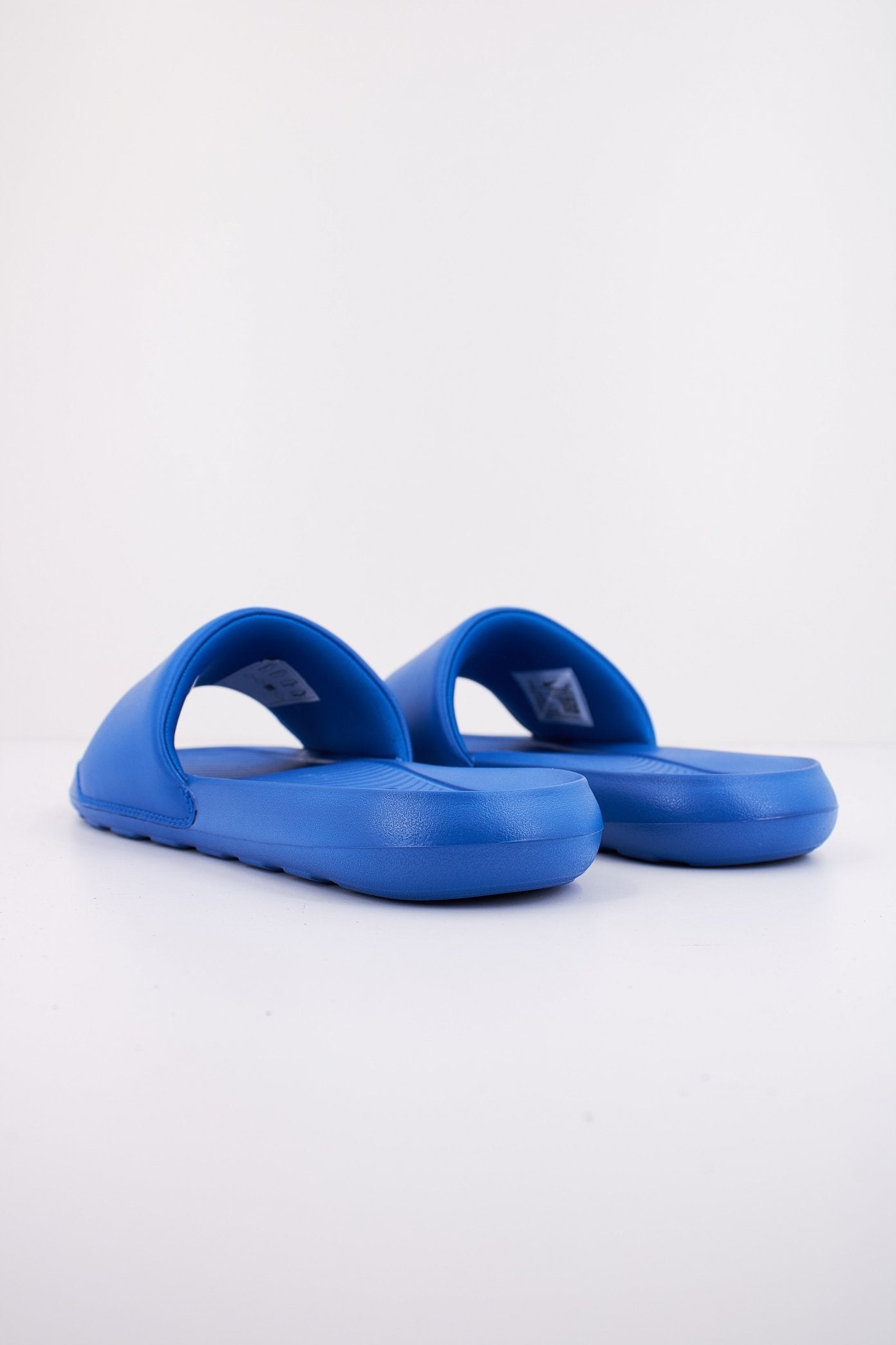 NIKE VICTORY ONE en color AZUL (3)