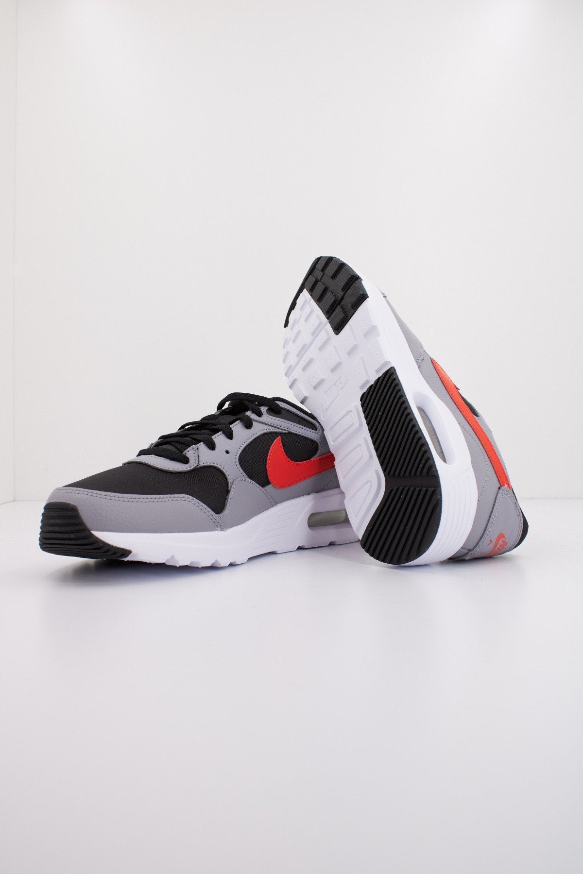 NIKE AIR MAX SC en color GRIS (4)