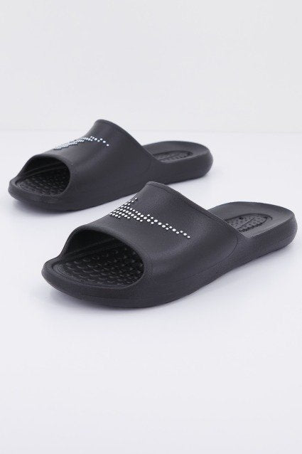 NIKE VICTORI ONE MEN'S SHOWE en color NEGRO (2)