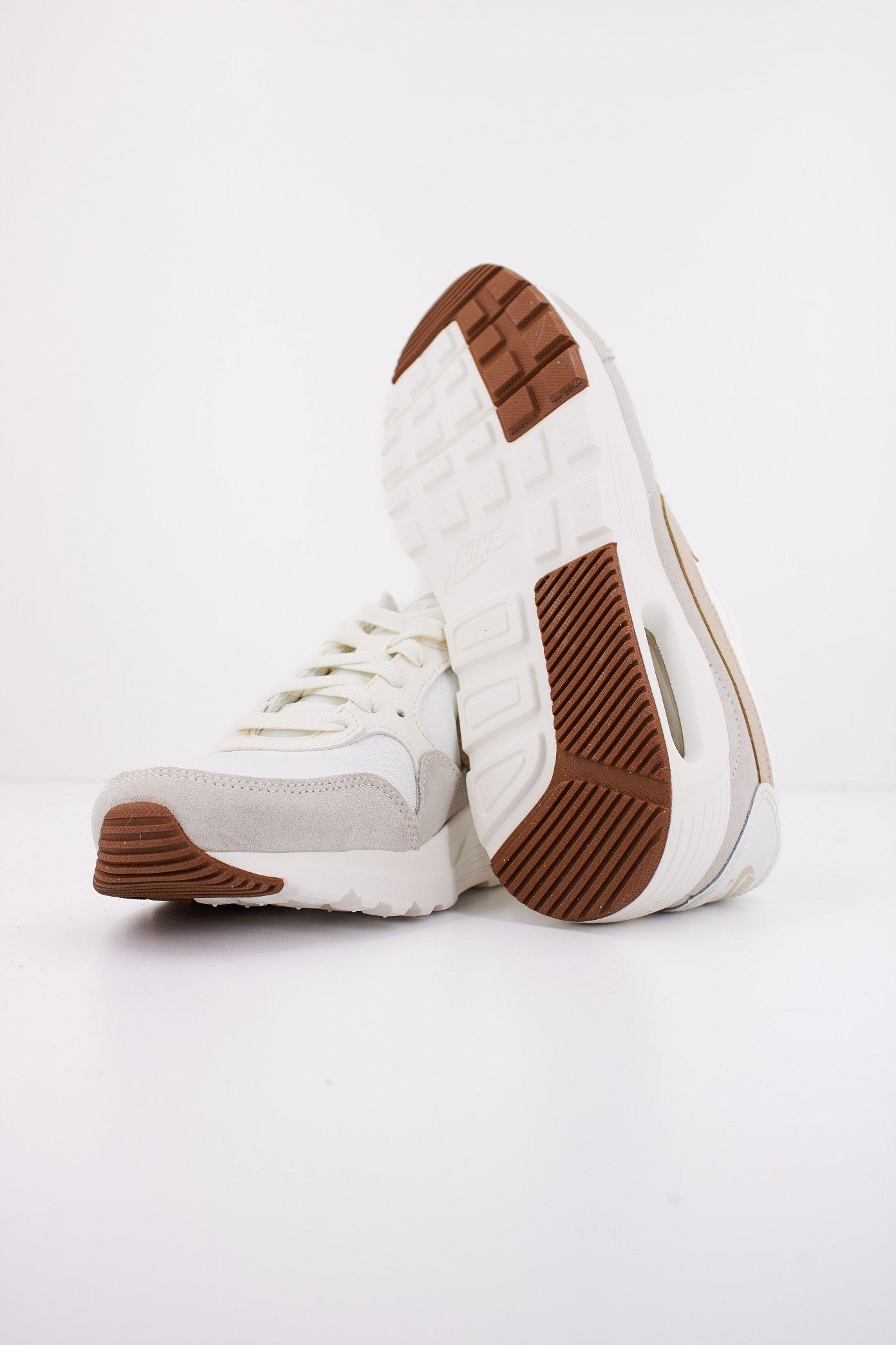 NIKE en color BEIS (4)