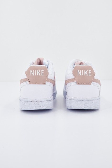 NIKE COURT VISION LOW BE WOM en color BEIS (3)