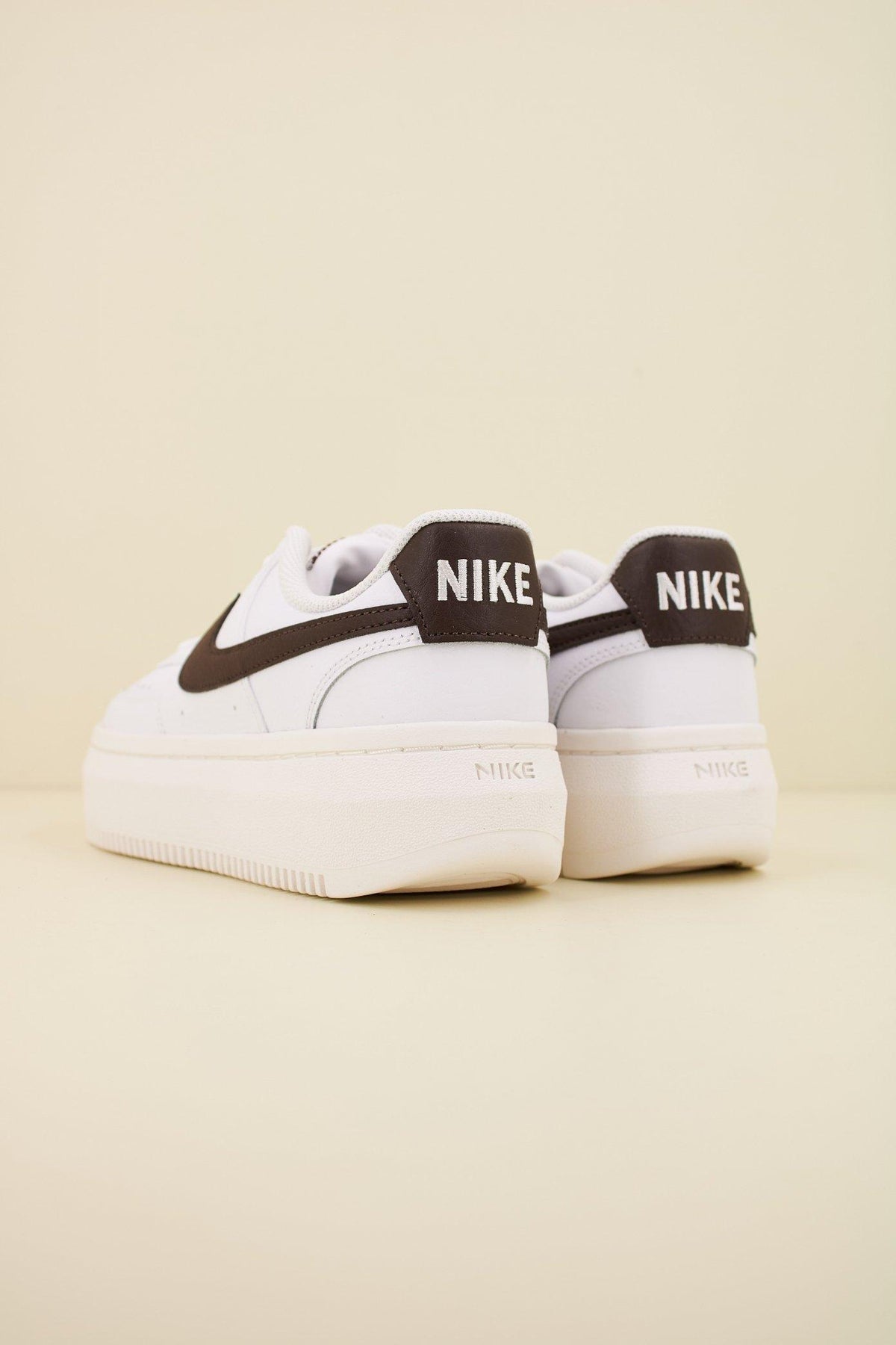 NIKE COURT VISION ALTA en color BLANCO (3)