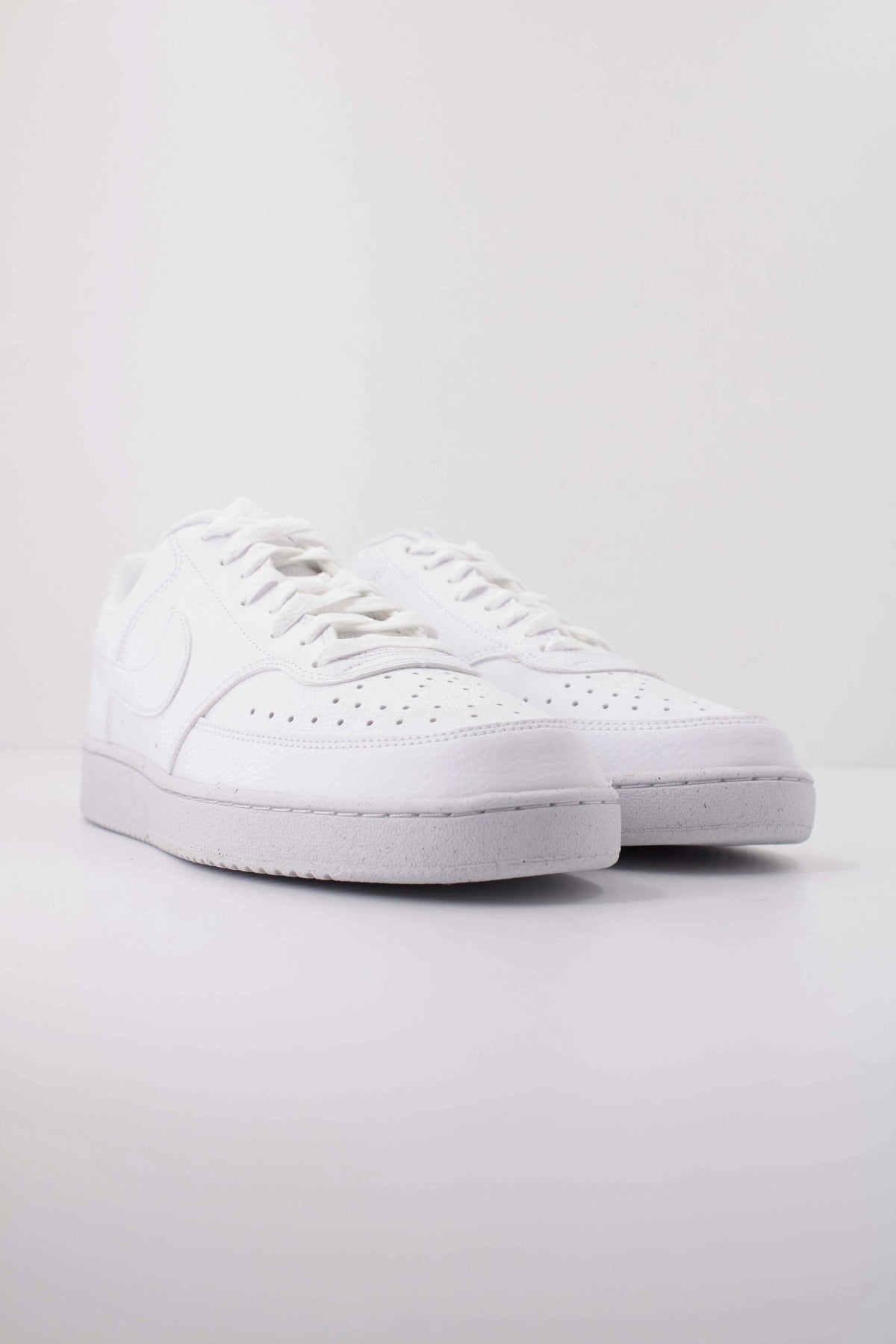 NIKE COURT VISION LO NN en color BLANCO (2)