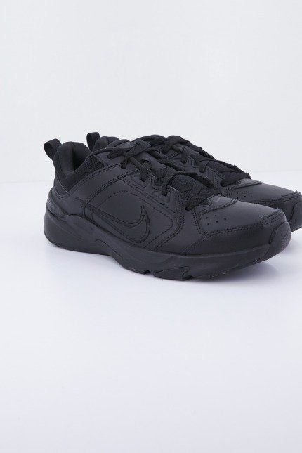 NIKE DEFYALLDAY en color NEGRO (1)