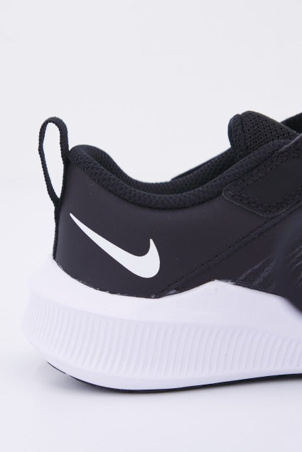 NIKE DOWNSHIFTER LITTLE en color NEGRO (4)
