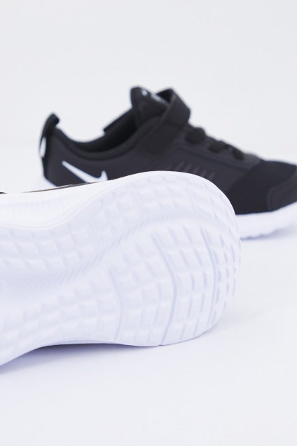 NIKE DOWNSHIFTER BABY en color NEGRO (4)